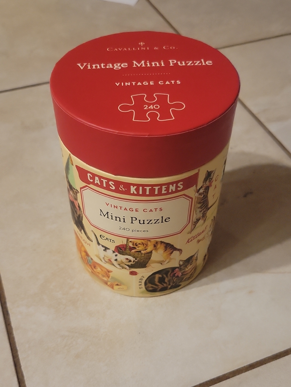 Vintage Cats Mini Puzzle 240 Pieces In Cylinder